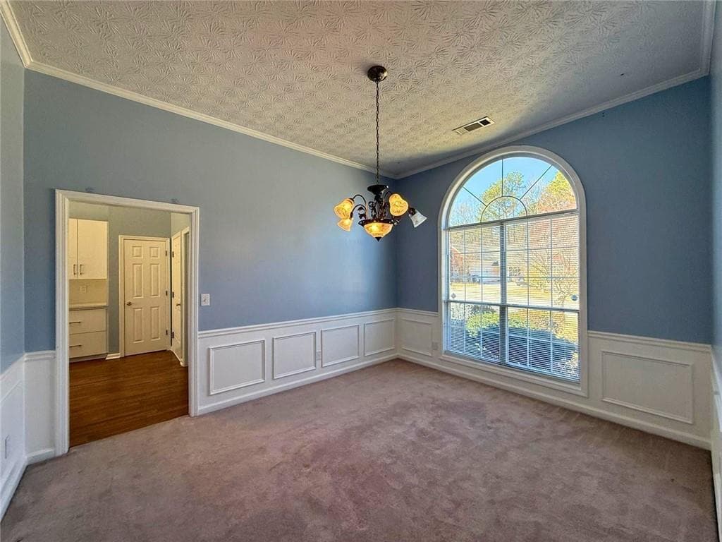 3 bedroom, 2 bathroom, 1,955 sq ft single family residence for rent at 2029 Manor Oak Lane, Buford, GA 30519 for $2,400 a month — photo 7