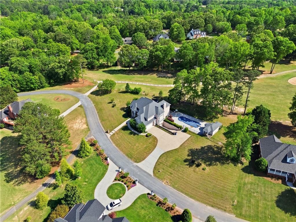 8 bedroom, 5 bathroom, 9,711 sq ft single family residence for sale at 31 Meadow Lakes Terrace, Cedartown, GA 30125 — photo 2