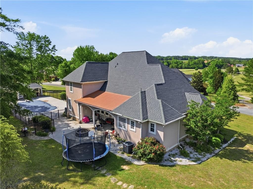 8 bedroom, 5 bathroom, 9,711 sq ft single family residence for sale at 31 Meadow Lakes Terrace, Cedartown, GA 30125 — photo 8