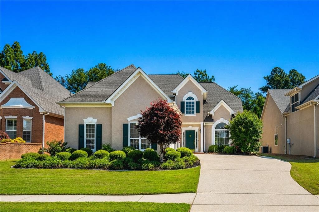 3 bedroom, 3 bathroom, 2,250 sq ft single family residence under contract at 133 Wexford Court, Stockbridge, GA 30281