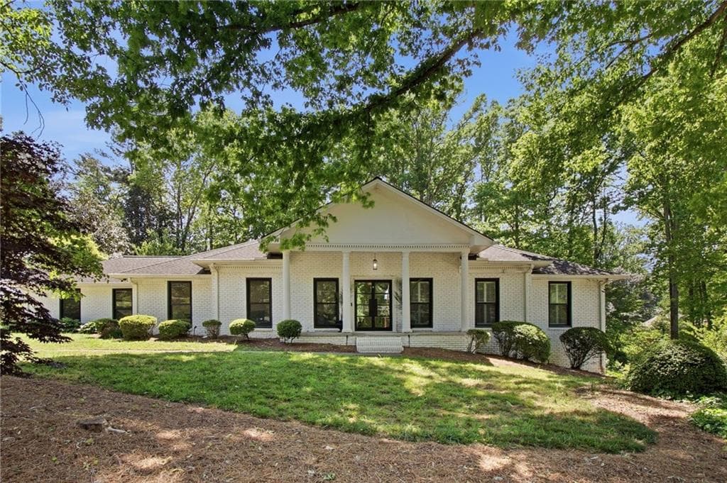 460 Riverside Parkway, Sandy Springs, GA 30328 — most recent listing photo