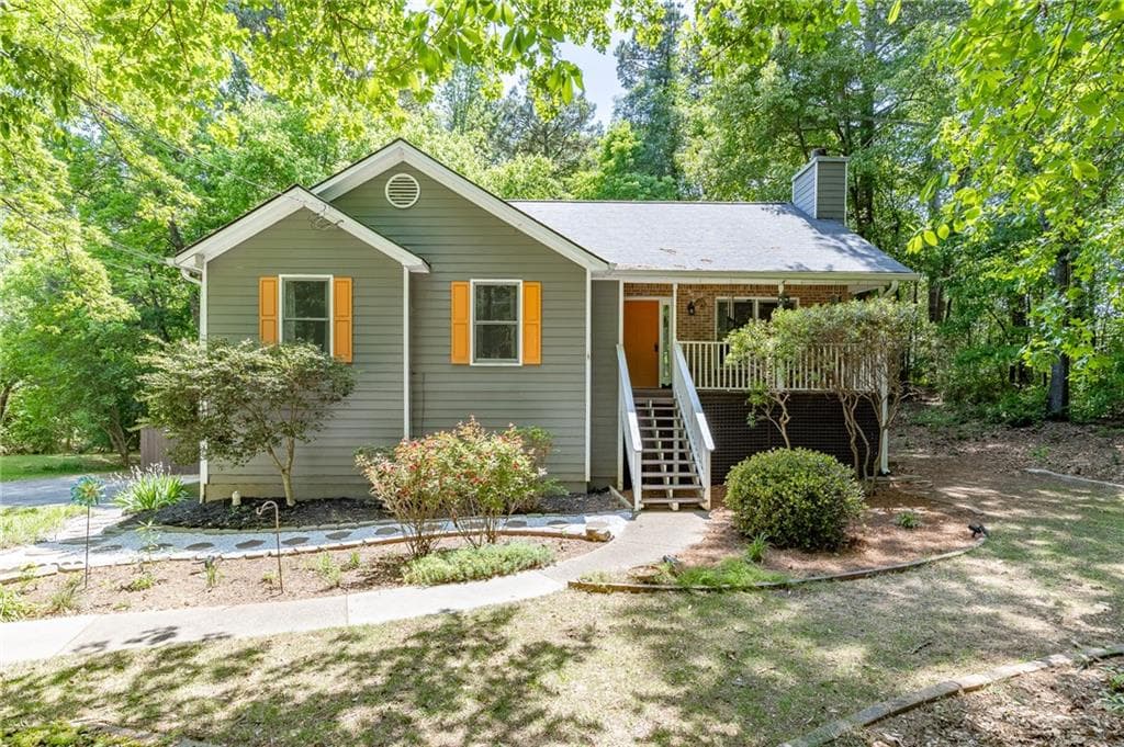 3 bedroom, 3 bathroom, 1,820 sq ft single family residence for sale at 475 Tanner Road, Dacula, GA 30019