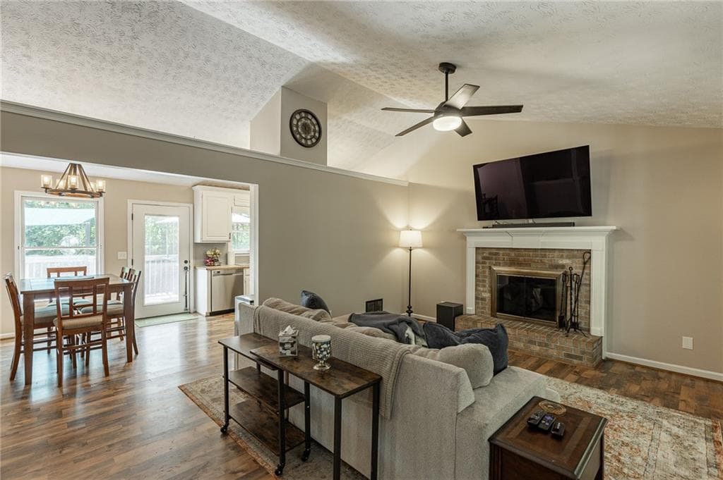 3 bedroom, 3 bathroom, 1,820 sq ft single family residence for sale at 475 Tanner Road, Dacula, GA 30019 — photo 5