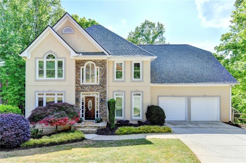 6 bedroom, 5 bathroom, 4,334 sq ft single family residence sold at 930 Herterton Way, Johns Creek, GA 30022