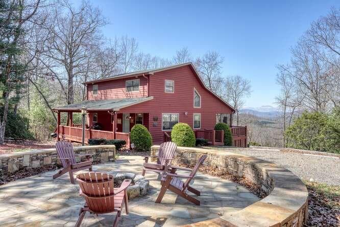 330 Mattie Lane, Blairsville, GA 30512 — most recent listing photo