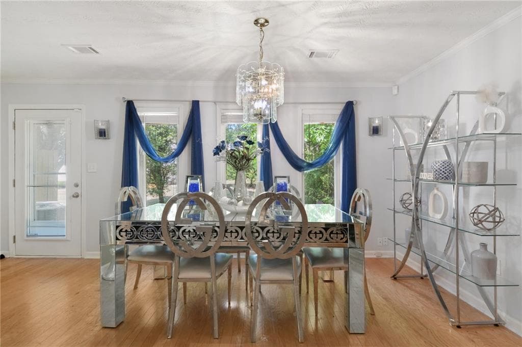3 bedroom, 4 bathroom, 2,151 sq ft townhouse under contract at 6694 Villa Court, Lithonia, GA 30038 — photo 7