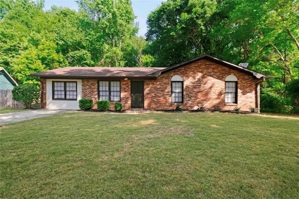 400 CEDAR WOOD Court, Atlanta, GA 30349 — most recent listing photo