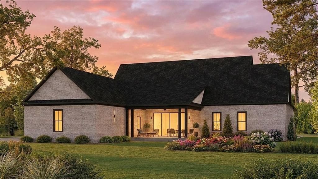 5 bedroom, 5 bathroom, 3,953 sq ft single family residence under contract at 1370 Malcom Estates Court, Bogart, GA 30622 — photo 2