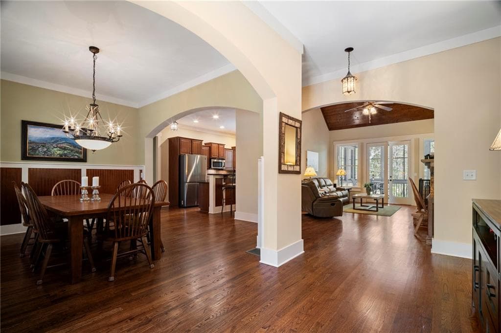 3 bedroom, 3 bathroom, 2,188 sq ft single family residence for sale at 16 Osi Way, Big Canoe, GA 30143 — photo 4
