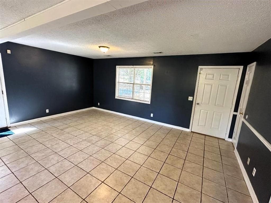 3 bedroom, 2 bathroom, 1,148 sq ft single family residence under contract at 159 Guyton Road, Sugar Valley, GA 30746 — photo 4