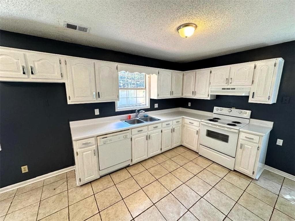 3 bedroom, 2 bathroom, 1,148 sq ft single family residence under contract at 159 Guyton Road, Sugar Valley, GA 30746 — photo 6