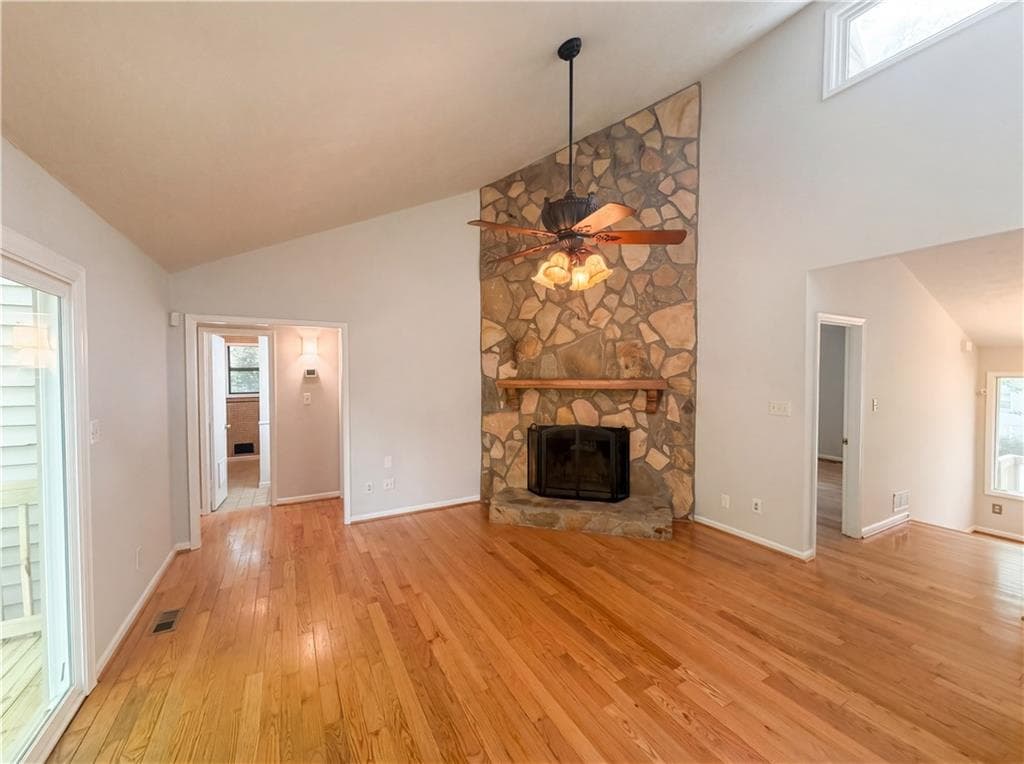 3 bedroom, 3 bathroom, 2,387 sq ft single family residence for sale at 3143 Chase Court, Marietta, GA 30008 — photo 3