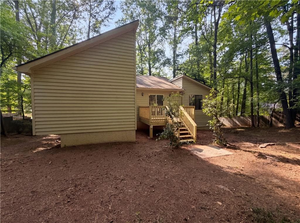 3 bedroom, 3 bathroom, 2,387 sq ft single family residence for sale at 3143 Chase Court, Marietta, GA 30008 — photo 5