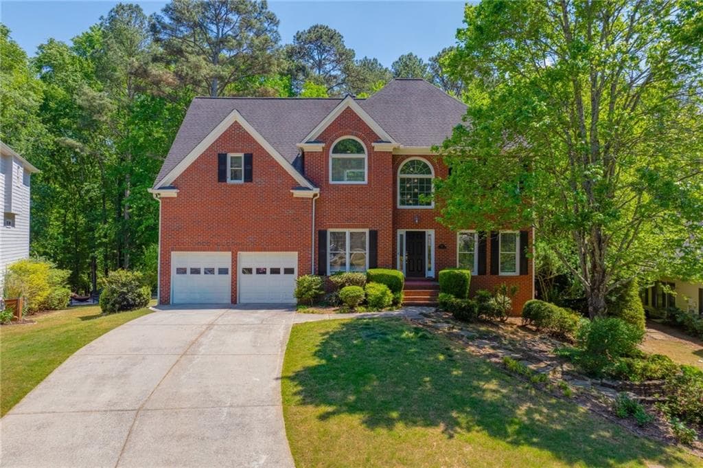 5 bedroom, 4 bathroom, 4,004 sq ft single family residence under contract at 515 Misthaven Court, Suwanee, GA 30024
