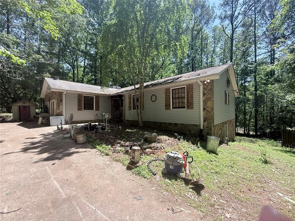 3 bedroom, 3 bathroom, 3,396 sq ft single family residence sold at 4564 Jade Trail, Canton, GA 30115