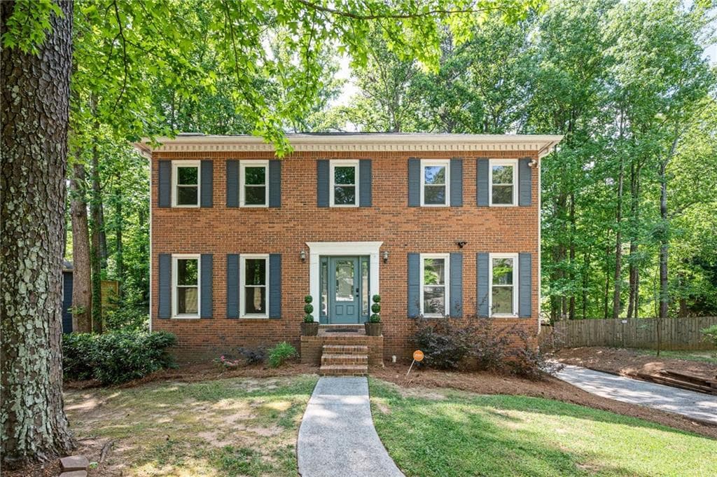 4 bedroom, 3 bathroom, 2,250 sq ft single family residence under contract at 3140 Milford Chse, Marietta, GA 30008