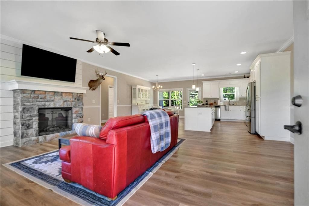 3 bedroom, 2 bathroom, 1,932 sq ft single family residence for sale at 90 Scouts Ridge Drive, Covington, GA 30016 — photo 4