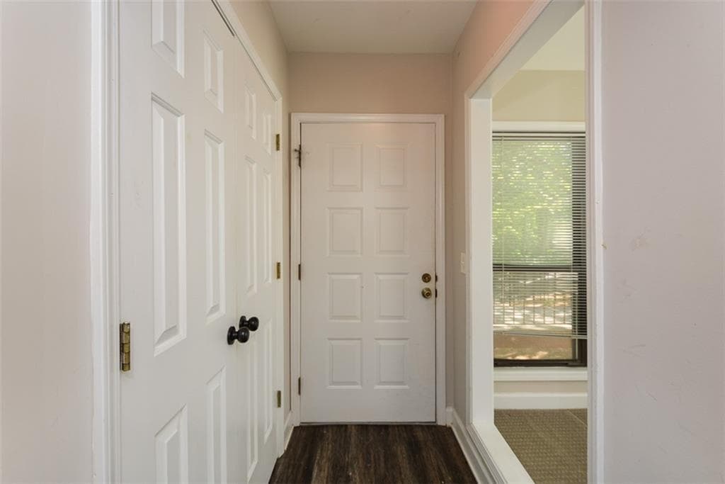 2 bedroom, 2 bathroom, 1,368 sq ft condominium for rent at 607 Lismore, Smyrna, GA 30080 for $1,800 a month — photo 5