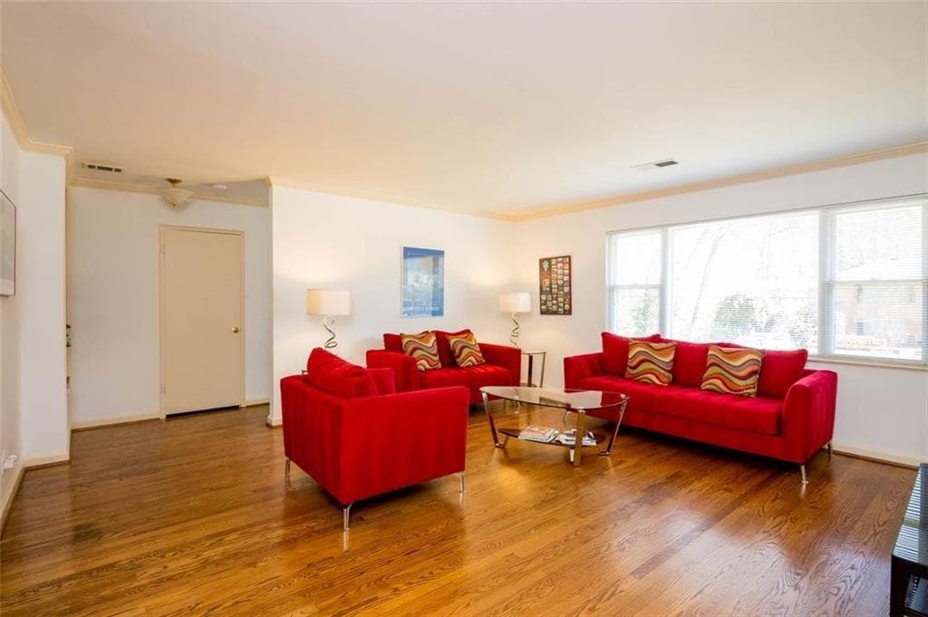 3 bedroom, 2 bathroom duplex for rent at 1538 Beech Valley Way, Atlanta, GA 30306 for $3,100 a month — photo 6
