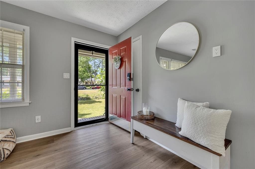 4 bedroom, 2 bathroom, 1,572 sq ft single family residence for sale at 3105 Highland Drive, Smyrna, GA 30080 — photo 5