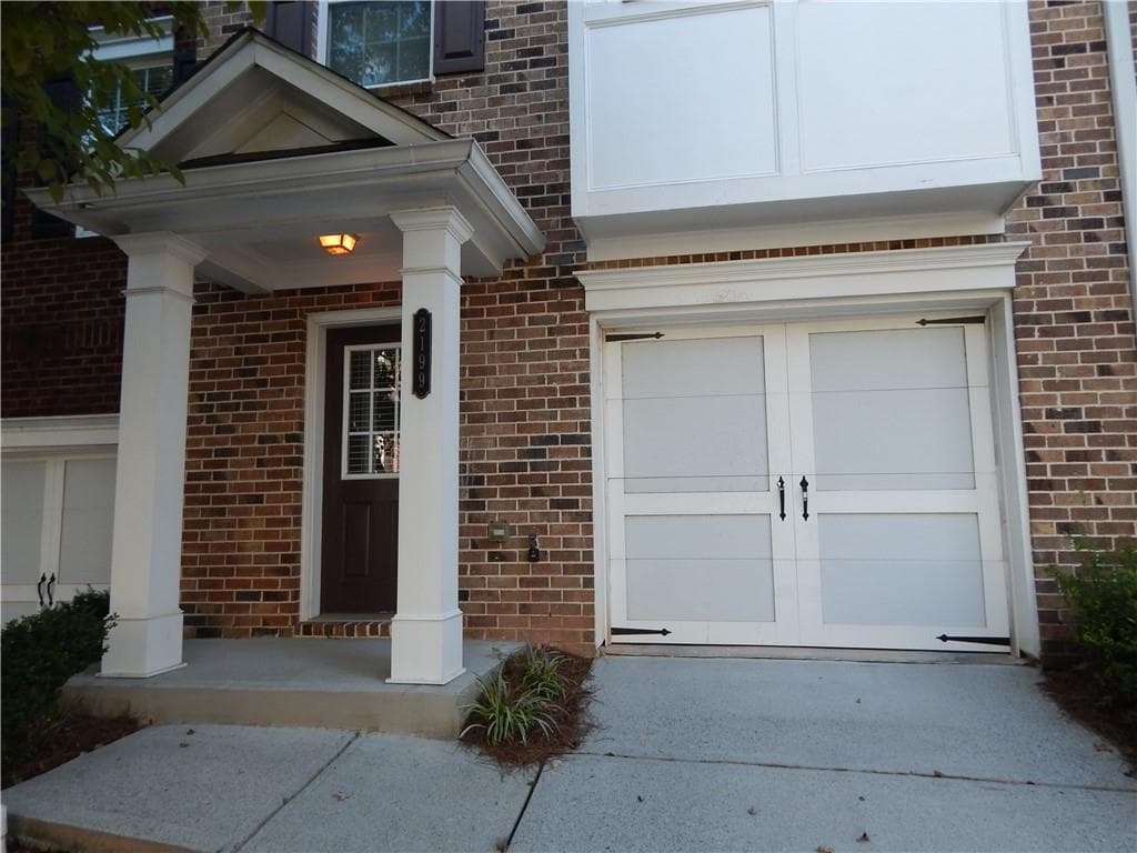 4 bedroom, 4 bathroom townhouse for rent at 2199 Landing Walk Drive, Duluth, GA 30097 for $2,200 a month — photo 4
