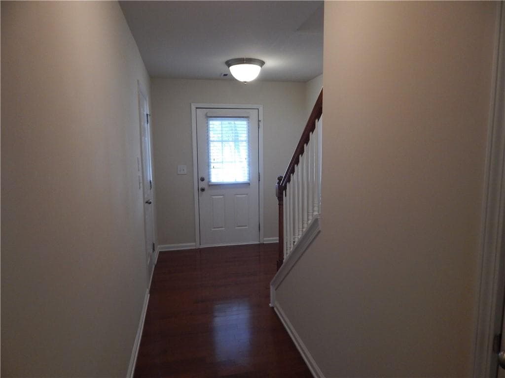 4 bedroom, 4 bathroom townhouse for rent at 2199 Landing Walk Drive, Duluth, GA 30097 for $2,200 a month — photo 6