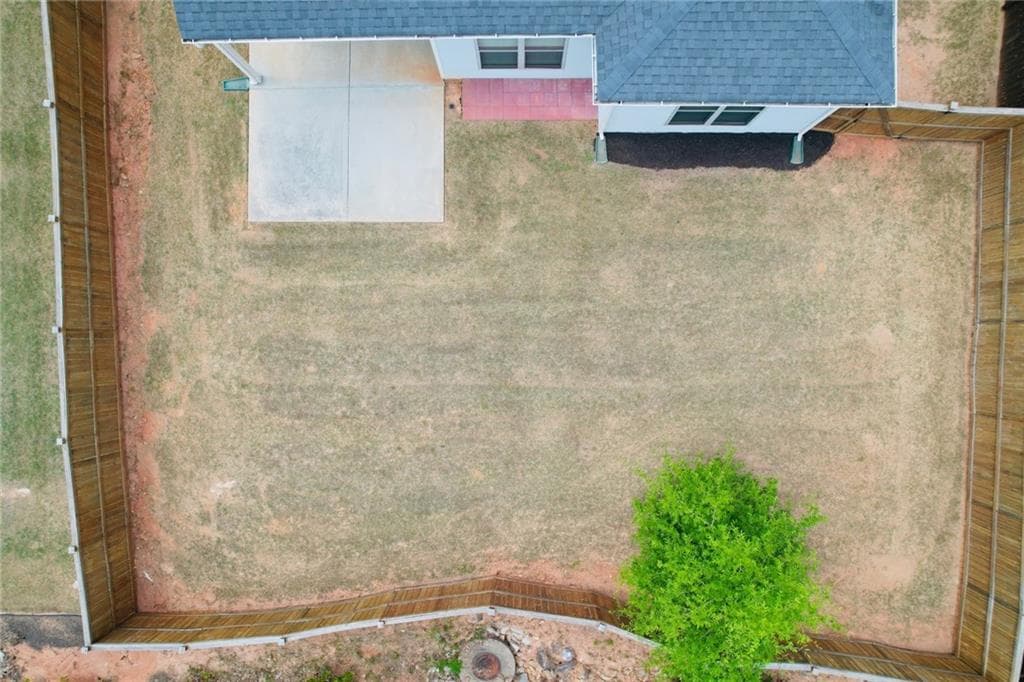 4 bedroom, 3 bathroom, 2,802 sq ft single family residence for sale at 406 Southbridge Pass, Peachtree City, GA 30269 — photo 7