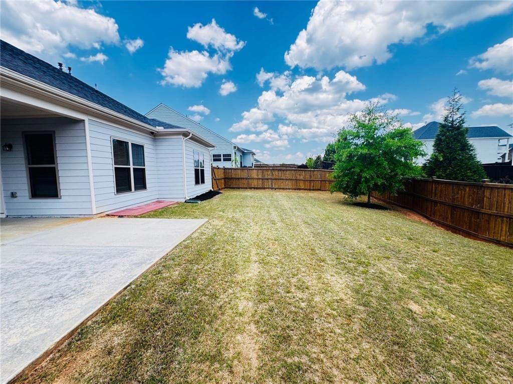 4 bedroom, 3 bathroom, 2,802 sq ft single family residence for sale at 406 Southbridge Pass, Peachtree City, GA 30269 — photo 8
