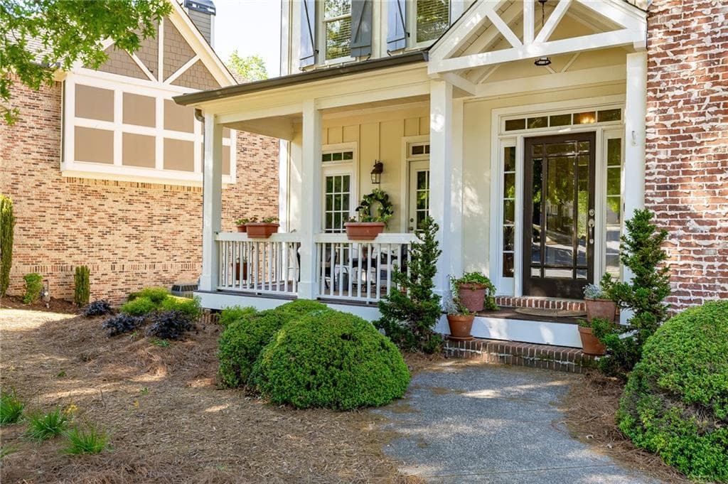 5 bedroom, 3 bathroom, 4,846 sq ft single family residence for sale at 5939 Grand Loop Road, Sugar Hill, GA 30518 — photo 4