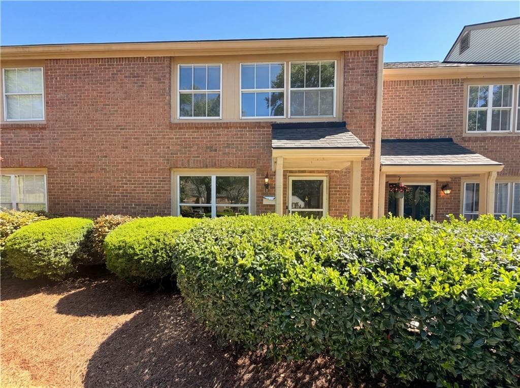 3 bedroom, 3 bathroom, 1,396 sq ft townhouse sold at 4436 Chowning Way, Atlanta, GA 30338