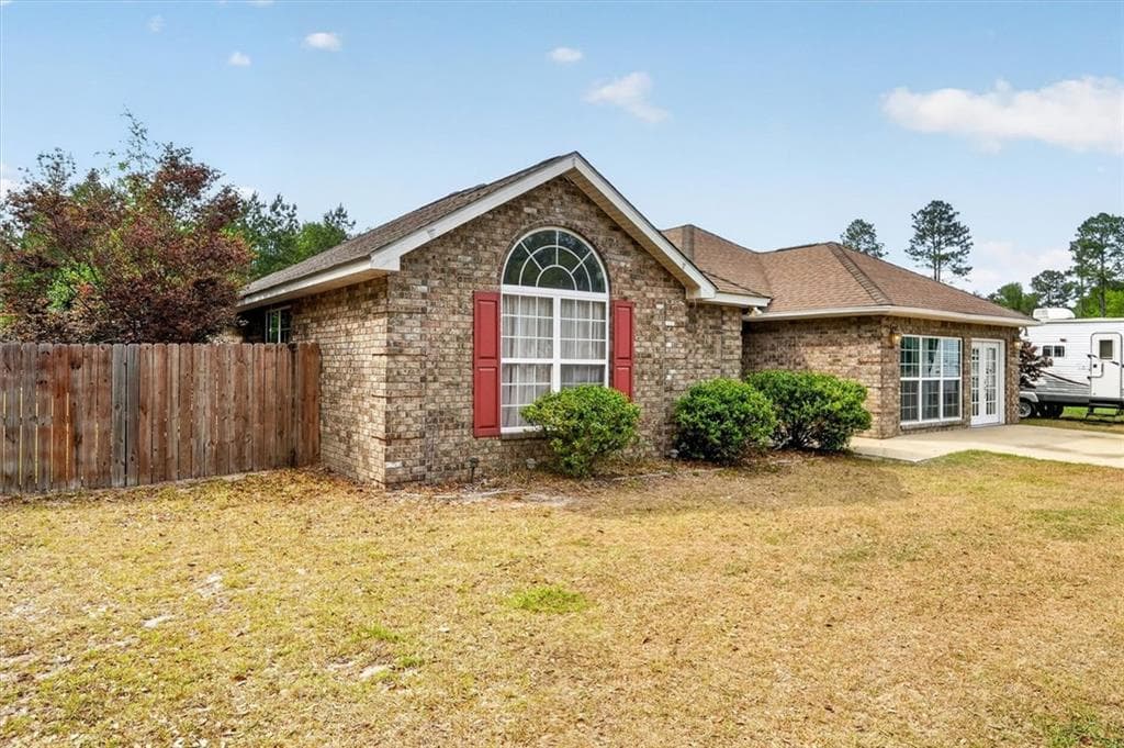 4 bedroom, 2 bathroom, 2,300 sq ft single family residence for sale at 359 Poole Road, Ludowici, GA 31316 — photo 2