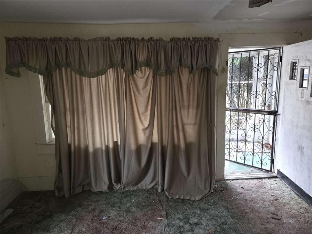2 bedroom, 2 bathroom, 1,966 sq ft single family residence for sale at 1989 Tiger Flowers Drive, Atlanta, GA 30314 — photo 7