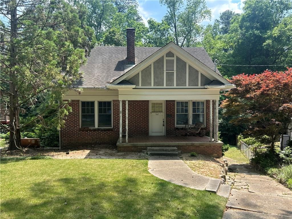 707 Martina Drive, Atlanta, GA 30305 — most recent listing photo