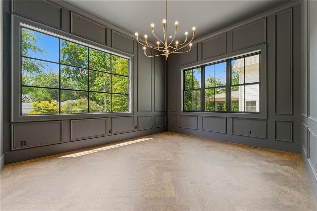 6 bedroom, 6 bathroom, 6,204 sq ft single family residence for sale at 1366 Wessyngton Road, Atlanta, GA 30306 — photo 3