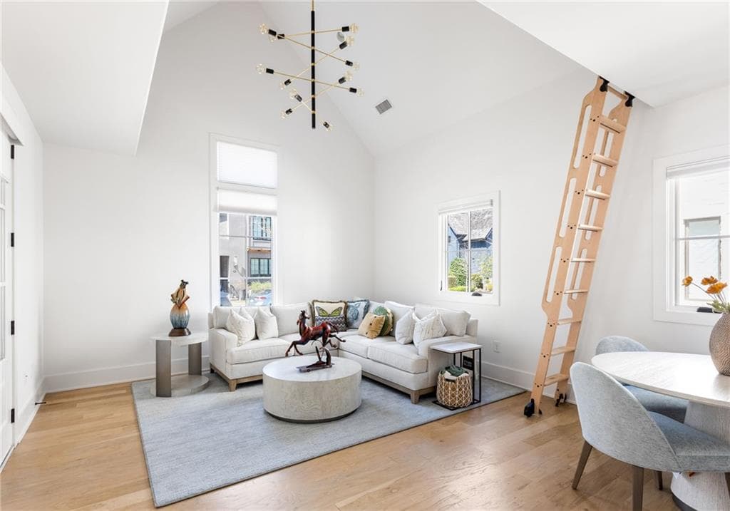 5 bedroom, 5 bathroom, 3,478 sq ft single family residence for sale at 326 Mado Lane, Chattahoochee Hills, GA 30268 — photo 5