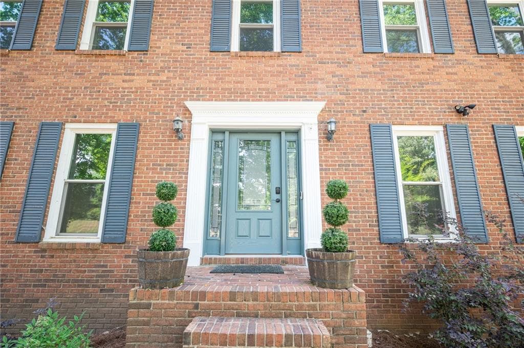 4 bedroom, 3 bathroom, 2,250 sq ft single family residence under contract at 3140 Milford Chse, Marietta, GA 30008 — photo 2