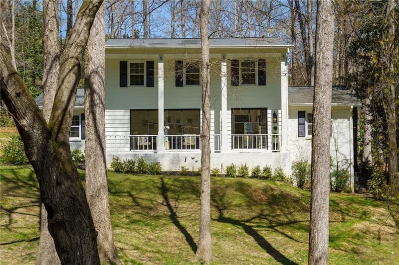 204 Devonwood Drive, Sandy Springs, GA 30328 — most recent listing photo
