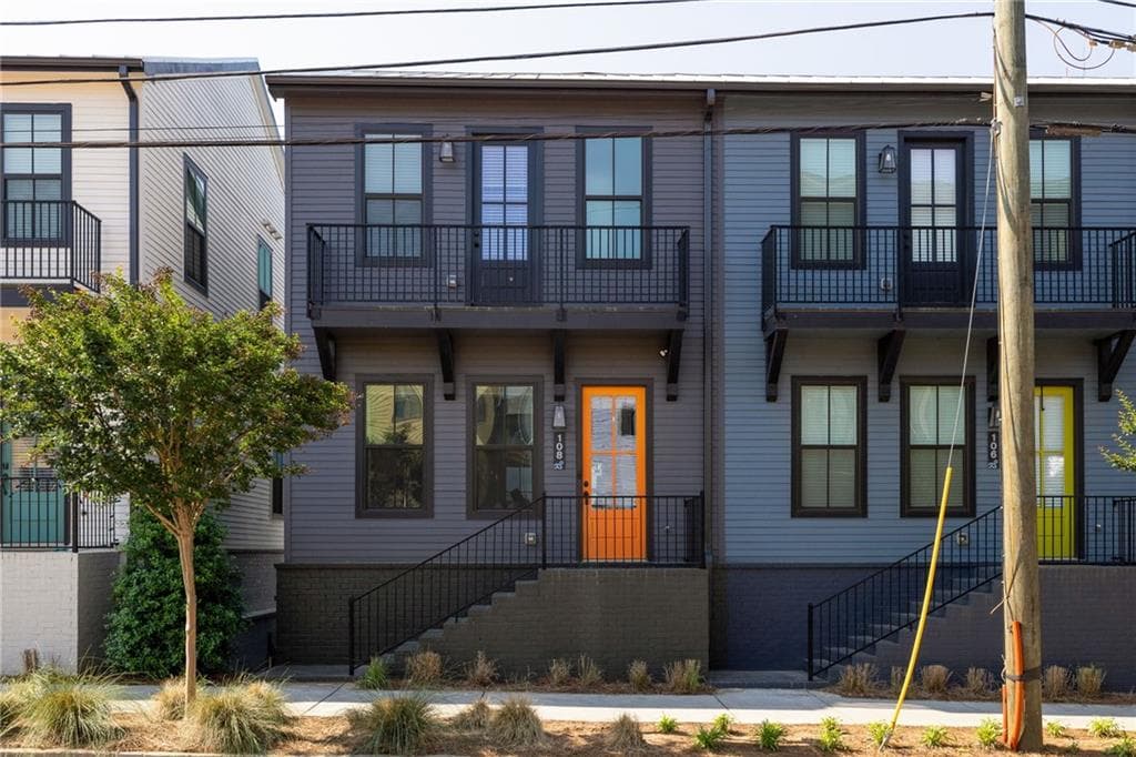 2 bedroom, 3 bathroom, 1,342 sq ft townhouse sold at 108 Beardon Circle, Atlanta, GA 30316
