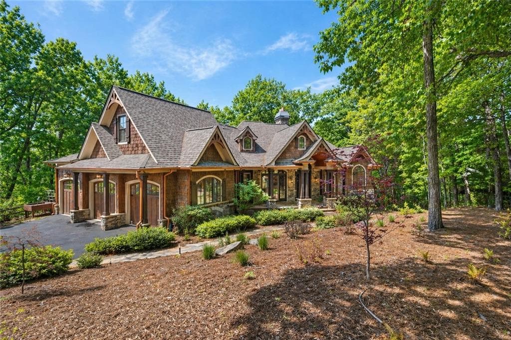 5 bedroom, 5 bathroom, 5,207 sq ft single family residence for sale at 160 Bluestern Drive, Big Canoe, GA 30143