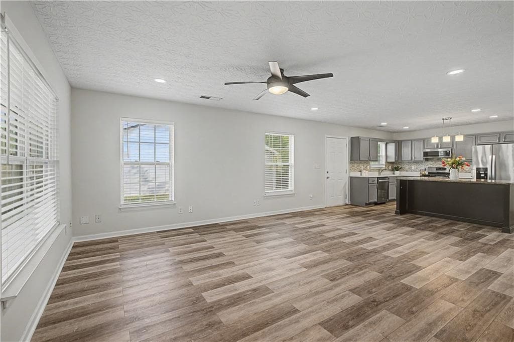 3 bedroom, 2 bathroom, 1,436 sq ft single family residence under contract at 90 Kerwood Court, Austell, GA 30168 — photo 8