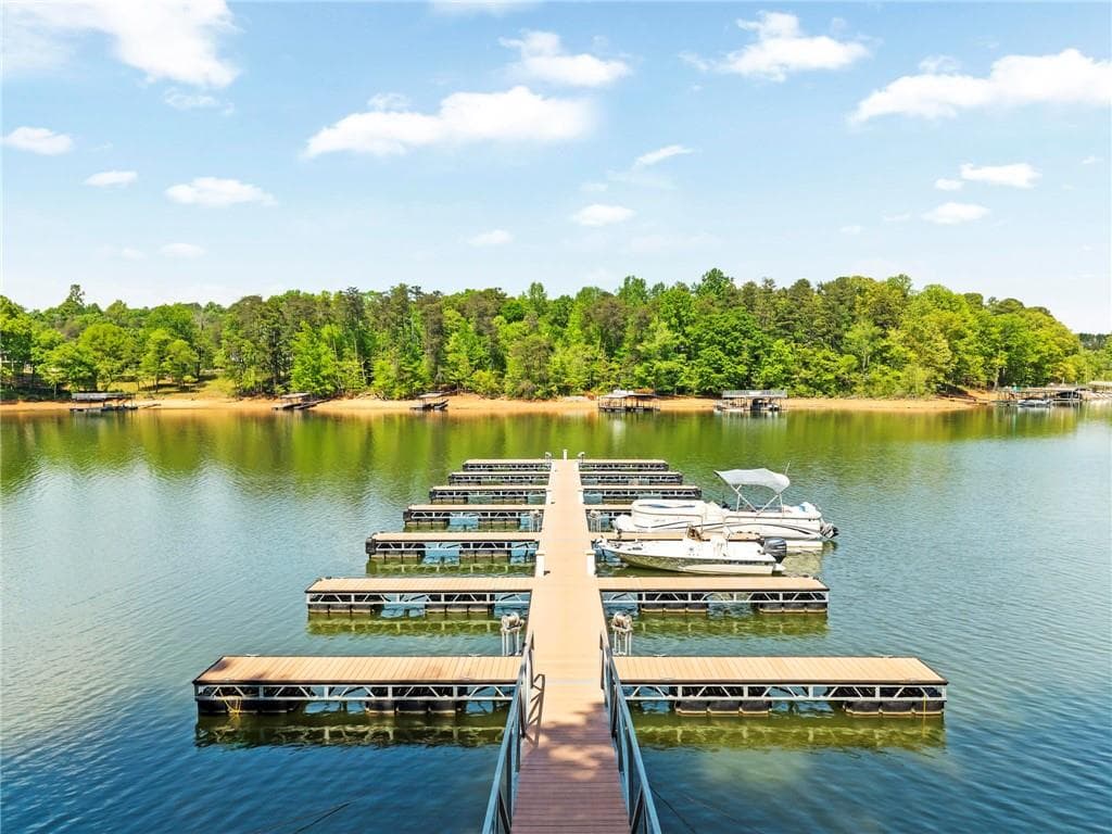 3 bedroom, 3 bathroom, 2,231 sq ft single family residence for sale at 6144 Cardinal Drive, Gainesville, GA 30506 — photo 3