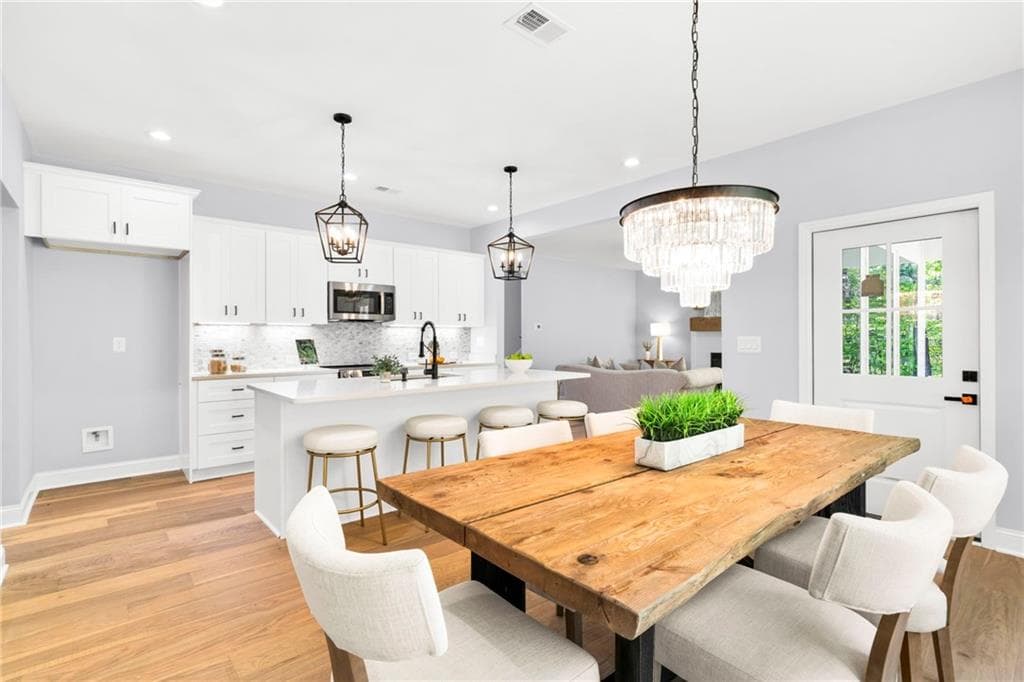 3 bedroom, 3 bathroom, 2,231 sq ft single family residence for sale at 6144 Cardinal Drive, Gainesville, GA 30506 — photo 8