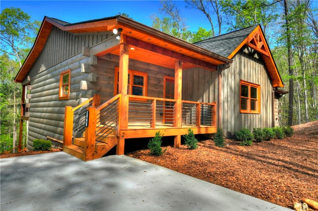 3 bedroom, 3 bathroom, 2,788 sq ft single family residence for sale at 245 Moonstone Drive, Ellijay, GA 30540 — photo 2