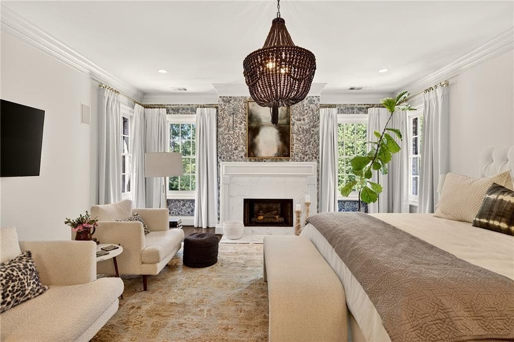 6 bedroom, 8 bathroom, 7,340 sq ft single family residence for sale at 4917 Rebel Trail, Atlanta, GA 30327 — photo 4