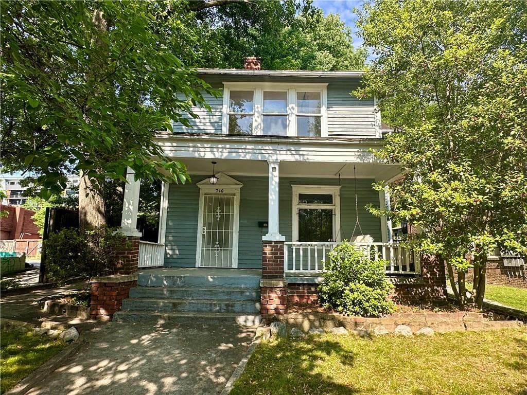 3 bedroom, 2 bathroom, 1,416 sq ft single family residence sold at 710 Lakeview Avenue, Atlanta, GA 30308