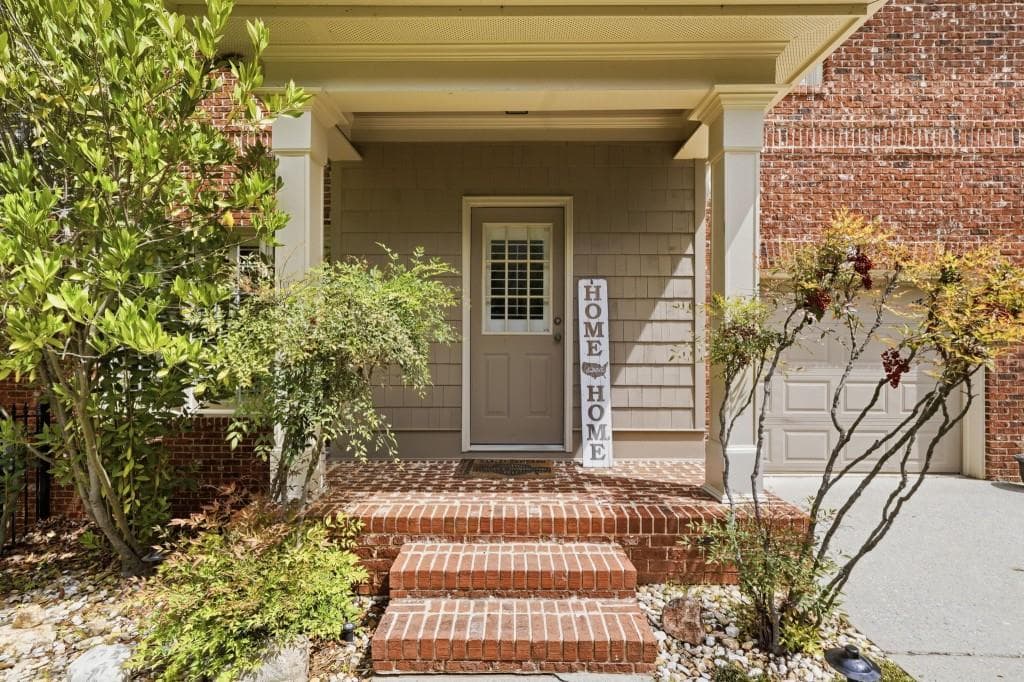 6 bedroom, 5 bathroom, 5,985 sq ft single family residence under contract at 313 Meadow Lark Crossing, Canton, GA 30114 — photo 6