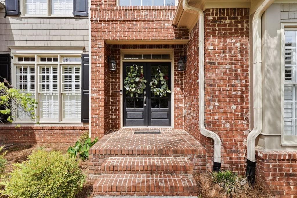 6 bedroom, 5 bathroom, 5,985 sq ft single family residence under contract at 313 Meadow Lark Crossing, Canton, GA 30114 — photo 7