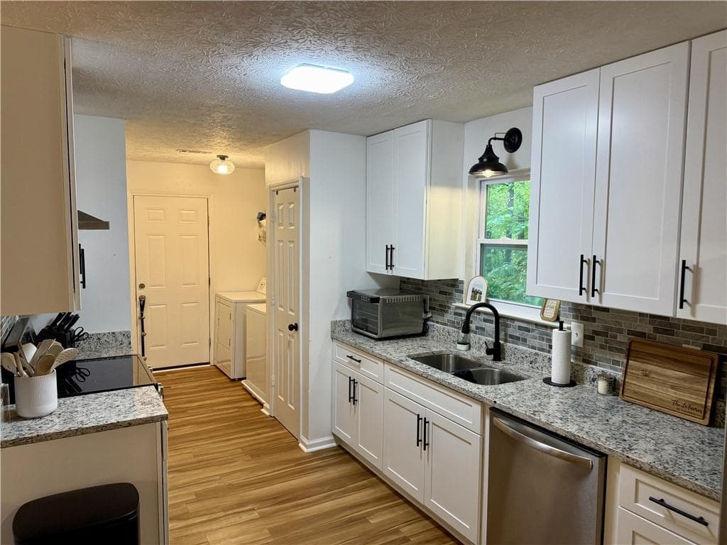 3 bedroom, 2 bathroom, 1,144 sq ft single family residence under contract at 140 Rosewood Drive, Dallas, GA 30132 — photo 6