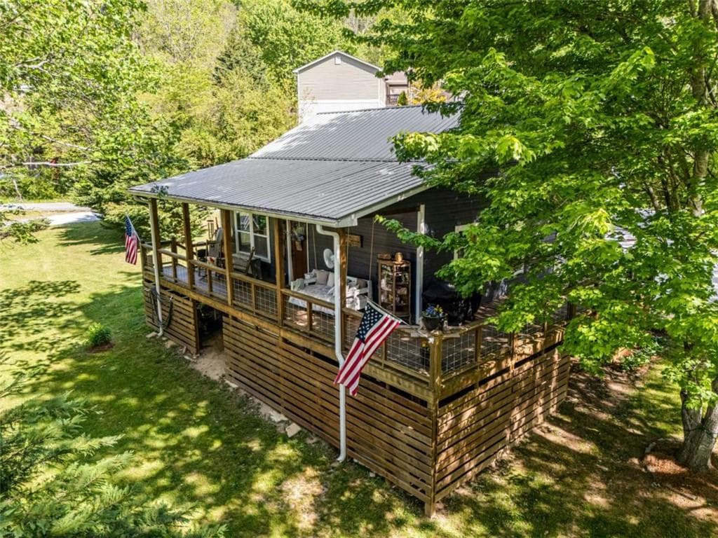 1 bedroom, 2 bathroom, 720 sq ft single family residence for sale at 45 Hall Lane, Clayton, GA 30525