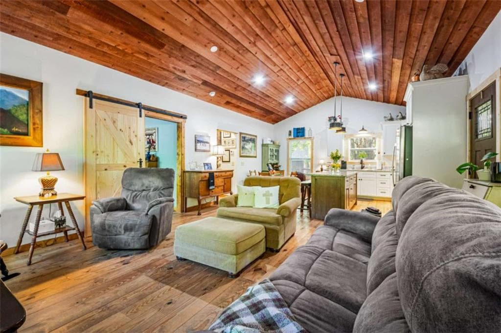 1 bedroom, 2 bathroom, 720 sq ft single family residence for sale at 45 Hall Lane, Clayton, GA 30525 — photo 5